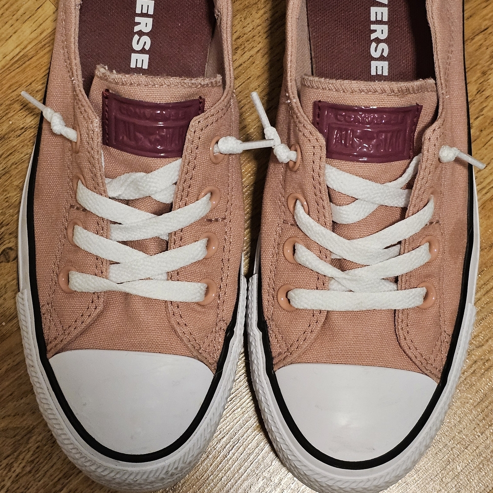 Converse Women's Sneakers in Pink and White - Picture 4 of 11